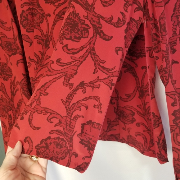 Carlisle Red Jacket and blouse, with Black Patterns - Picture 12 of 15